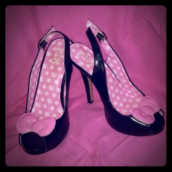 Hello Kitty Shoes - 🌸👡HP👡🌸 HELLO KITTY high heels